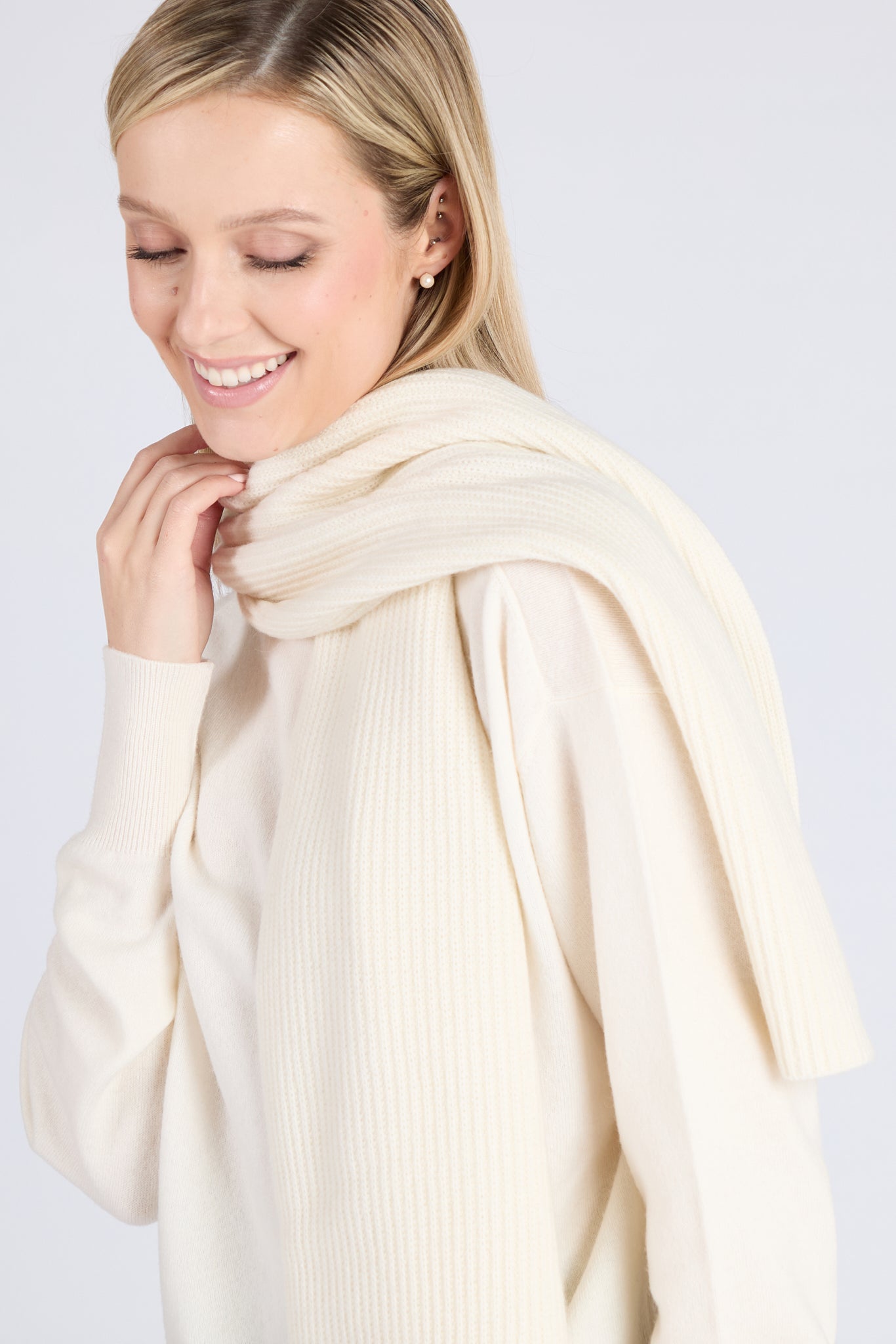 Foxford White Ribbed Cashmere Scarf